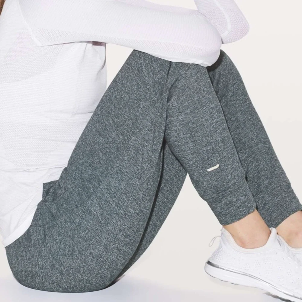 LULULEMON - Ready To Rulu Pant 29”